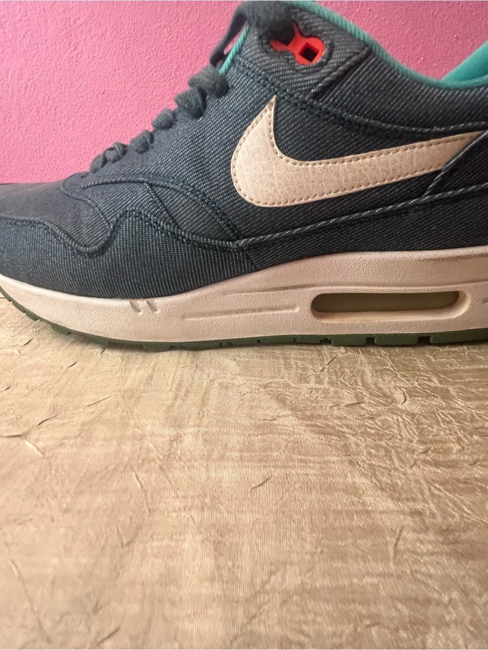 Nike Air Max 1 Essential Obsidian Light Bone Men’s Size 10 512033-414